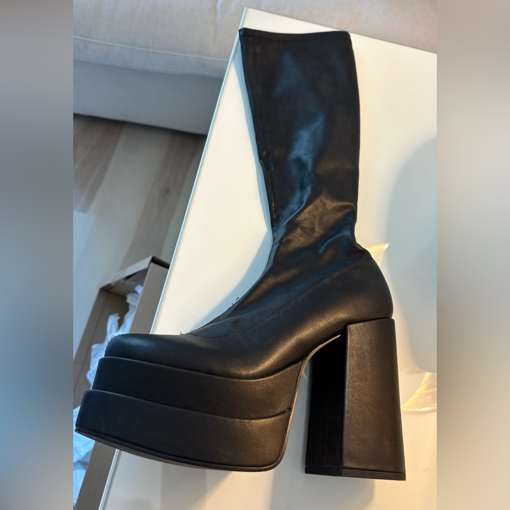 Steve Madden Black Platform Boots